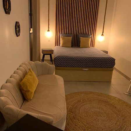 Sandspa Logement Avec Jacuzzi أُرانْجْ المظهر الخارجي الصورة